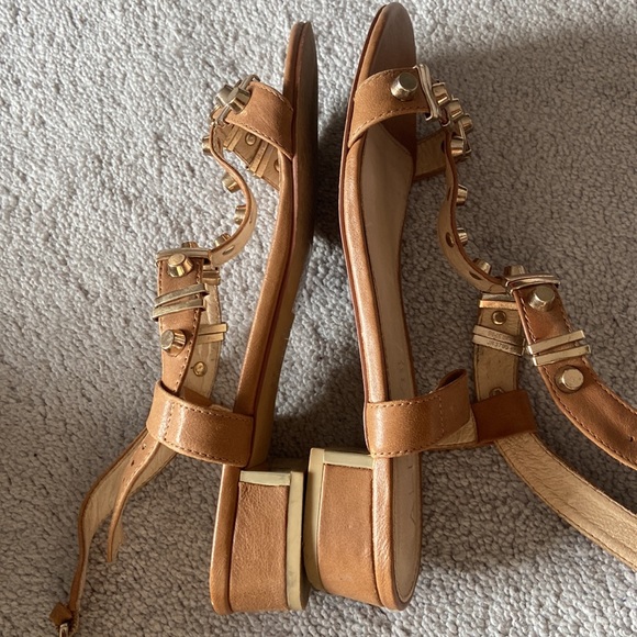 Worn 2x Gold studded sandals - Picture 4 of 4